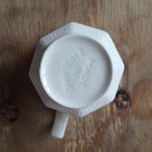 Load image into Gallery viewer, Johnson Brothers | Vintage cup ヴィンテージカップ| Johnson Brothers的复古板 - Stellina