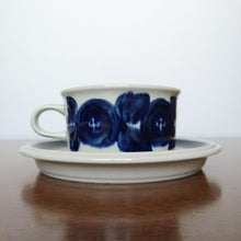 Load image into Gallery viewer, ARABIA Anemone cup&amp;saucer | アラビア アネモネ カップ＆ソーサーE| ARABIA的复古板 - Stellina