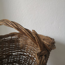 Load image into Gallery viewer, Vintage panier ヴィンテージパニエ　かご