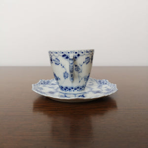 Royal Copenhagen Blue Fluted Half Lace 1038| ロイヤルコペンハーゲン　ブルーフルーテッド カップ＆ソーサー| Royal Copenhagen的复古板 - Stellina