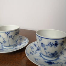 Load image into Gallery viewer, Royal Copenhagen Blue Fluted | ロイヤルコペンハーゲン　ブルーフルーテッド カップ＆ソーサー２客| Royal Copenhagen的复古板 - Stellina