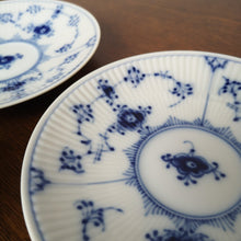 Load image into Gallery viewer, Royal Copenhagen Blue Fluted | ロイヤルコペンハーゲン　ブルーフルーテッド カップ＆ソーサー２客| Royal Copenhagen的复古板 - Stellina