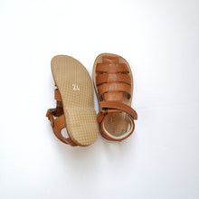 Load image into Gallery viewer, [日本から即発送] Sandals -Natural brown rubber sole (in-stock)