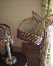 Load image into Gallery viewer, Handmade broom - Stellina